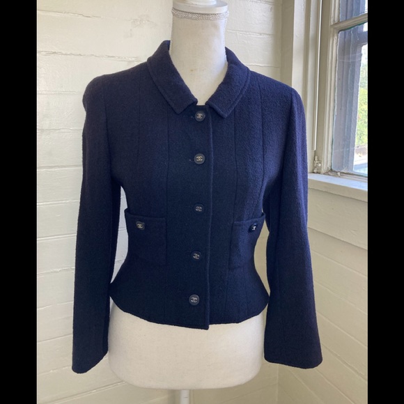 CHANEL Jackets & Blazers - Chanel Vintage ‘96 Spring Crop Boucle Jacket